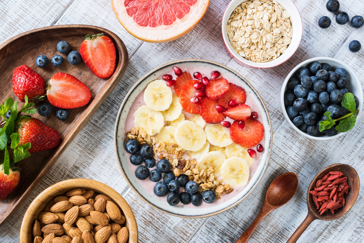 Low Calorie Fruits for Healthy Snacking: Your Guide to Guilt-Free Munching Low Calorie Fruits for Healthy Snacking: Your Guide to Guilt-Free Munching